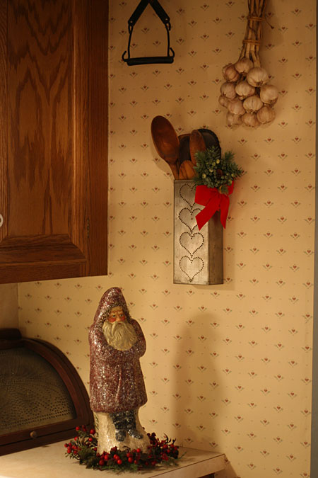 primitive Christmas decor